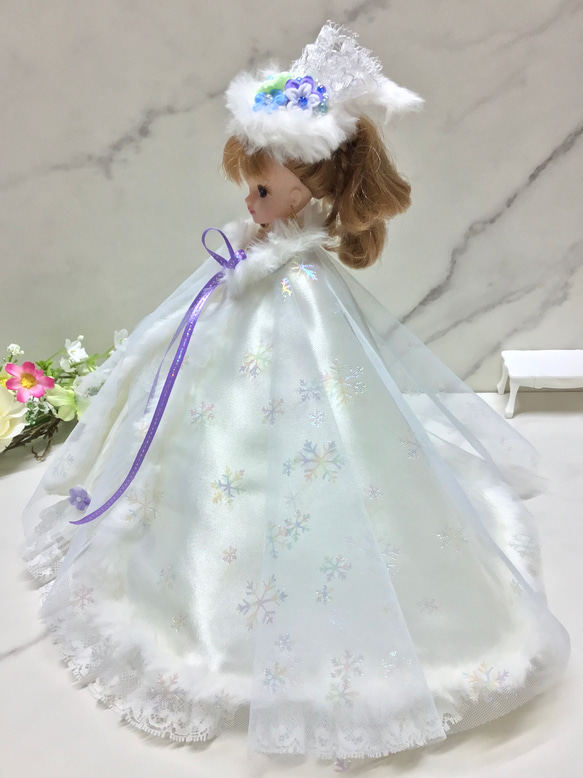 雪の結晶ドレス〜リカちゃん用2way着せ替えドレス　つけ襟　パニエ付き 13枚目の画像