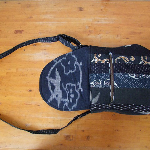 ハンドメイド・古布型染・絣 着物リメイク 蓋付きショルダー