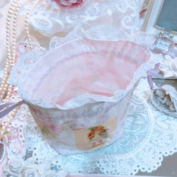 ヴィクトリアン　女の子　コロンと可愛い巾着ポーチ　YUWA  白　ピンク　薔薇　rose リボン　レース　プレゼント 4枚目の画像
