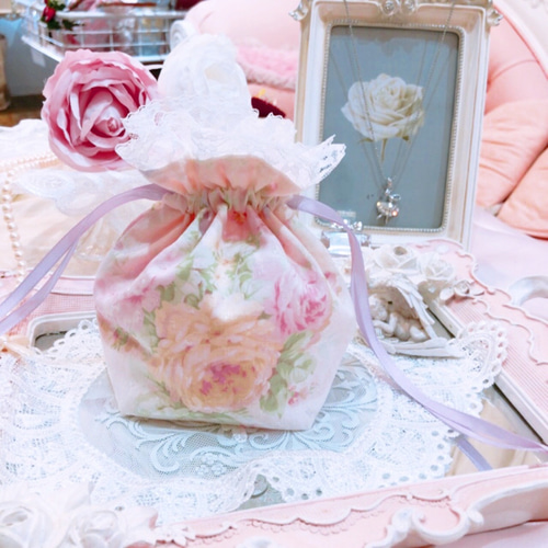 ヴィクトリアン 女の子 コロンと可愛い巾着ポーチ YUWA 白 ピンク 薔薇  