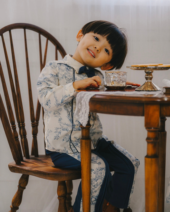 【 男の子のフォーマル服❤︎ 】王子様シャツ / トワルドジュイ/ Cream / 蝶ネクタイ付き 6枚目の画像