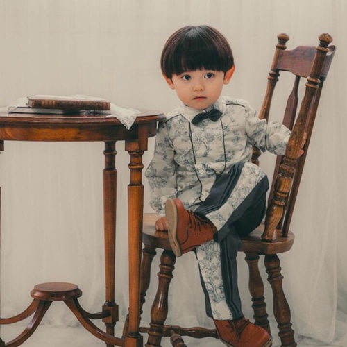 特集掲載❤︎男の子のフォーマル服】王子様シャツ｜トワルドジュイ