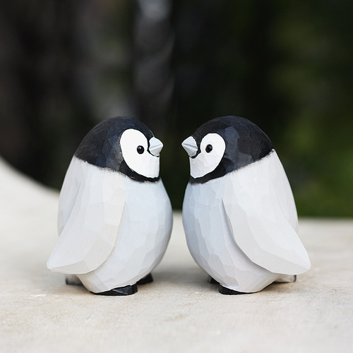 貴重1品もの　木彫ペンギンの置物　大小2個セット TMC 木彫ペンギン H20 20cm 10224-800-808 置物 インテリア バリ