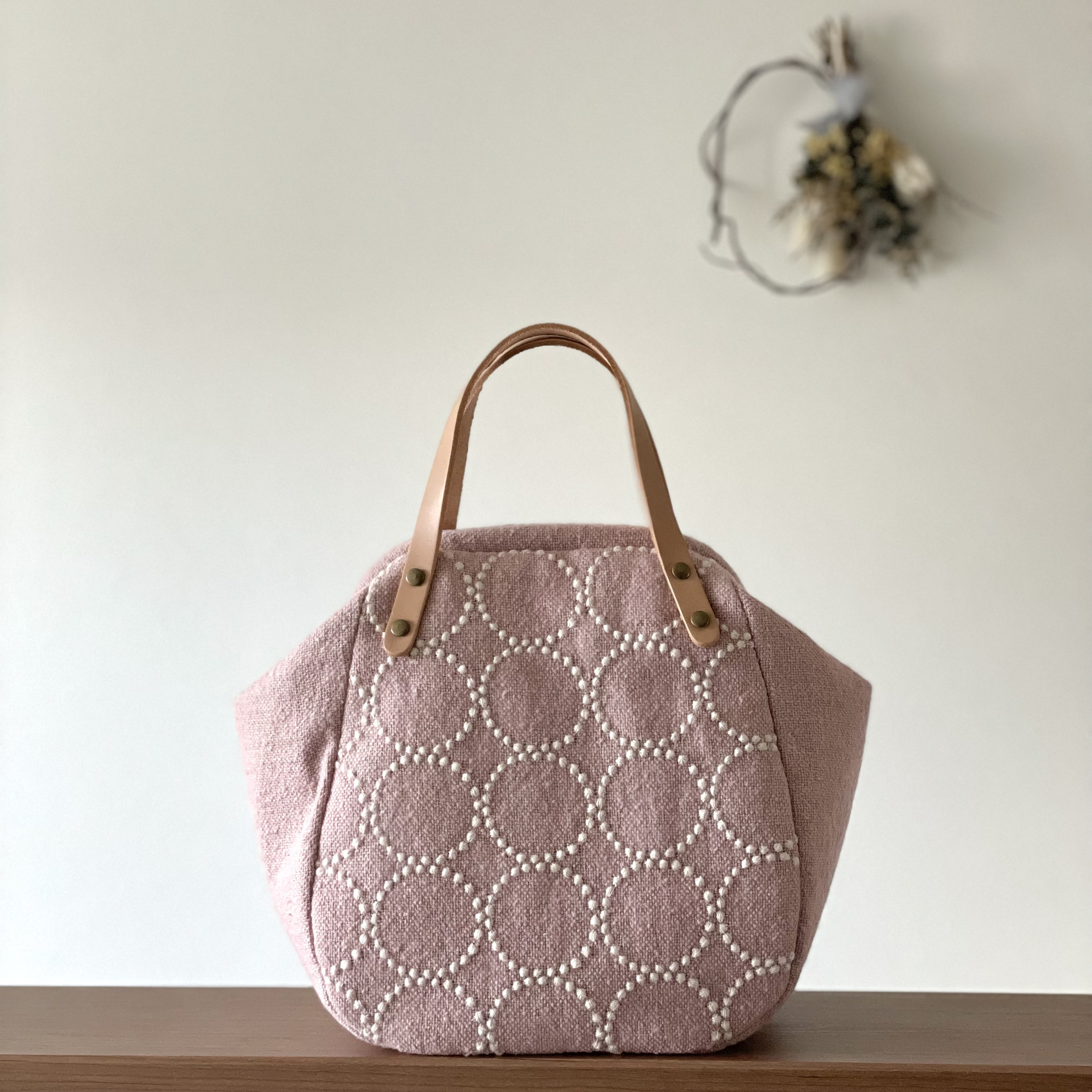 ⚮̈ミナペルホネン tambourine pink まるっこニュームバッグ 口金  