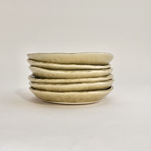 印花の中皿(アネモネ・黄瀬戸) 黄色 陶芸 陶器 中皿 ソポノッカ (陶器