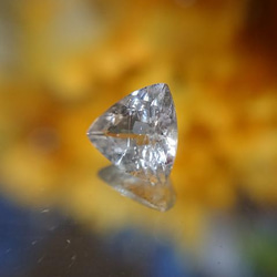 ルチル入りフェナカイト　ロシア産　0.7ｃｔ　 2枚目の画像