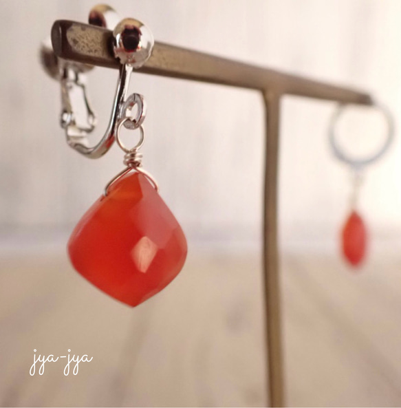 【数量限定】natural stone earrings** carnelian 4枚目の画像