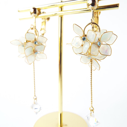 22】紫陽花露のマニキュアフラワーイヤーアクセサリー イヤリング