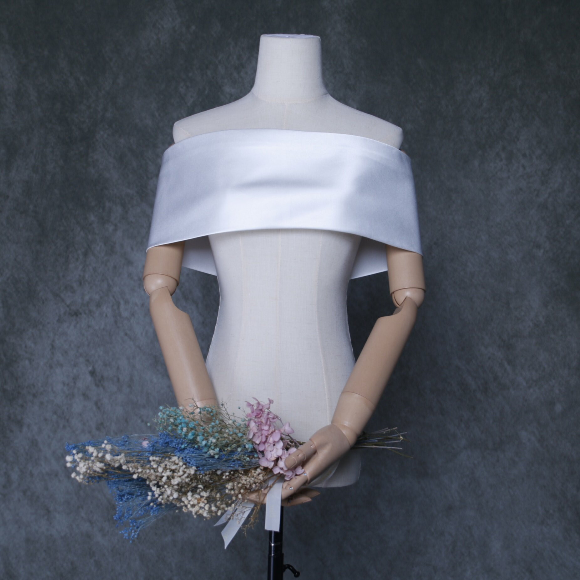 ボレロ オフショル くるみボタン 贅沢な総レース ハンドメイド  