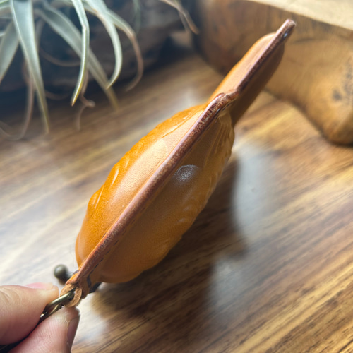 【組合せ自由３個セット】本革たい焼き型ミニポーチ｜遊び心ある小物・小銭入れ 国産レザー】たい焼き型ミニポーチ｜遊び心ある小銭・小物入れ｜手縫い