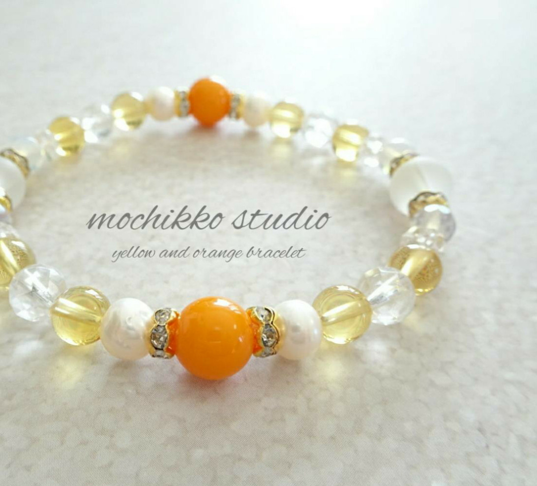 天然琥珀蜜蝋6mmネックレス／ブレスレット