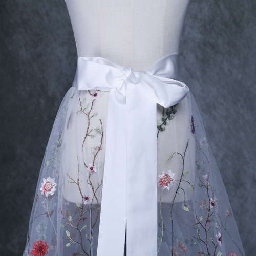 オーバースカート 韓国風 贅沢な小花総レース ベアトップ リボン 花嫁  