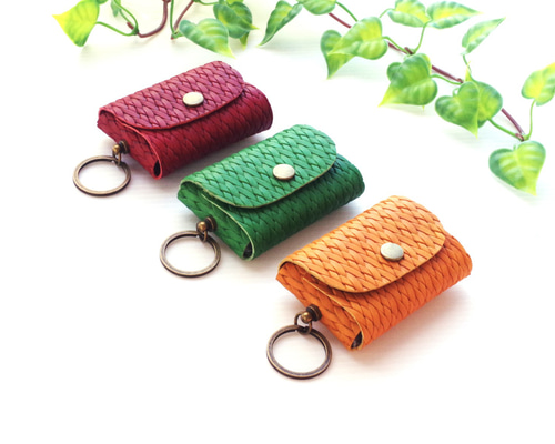 ATAO レザー キーケース ゴールド金具 グレージュ ファッション 通販 未使用☆ATAO キーケース レザー グレージュ