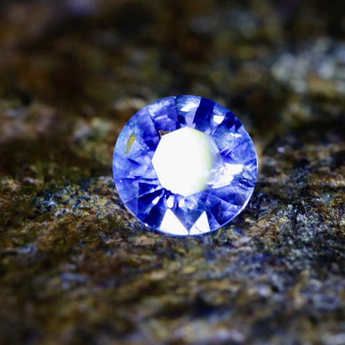 サファイア ブルー サファイア ルース 0.98 カラット ラウンド カット