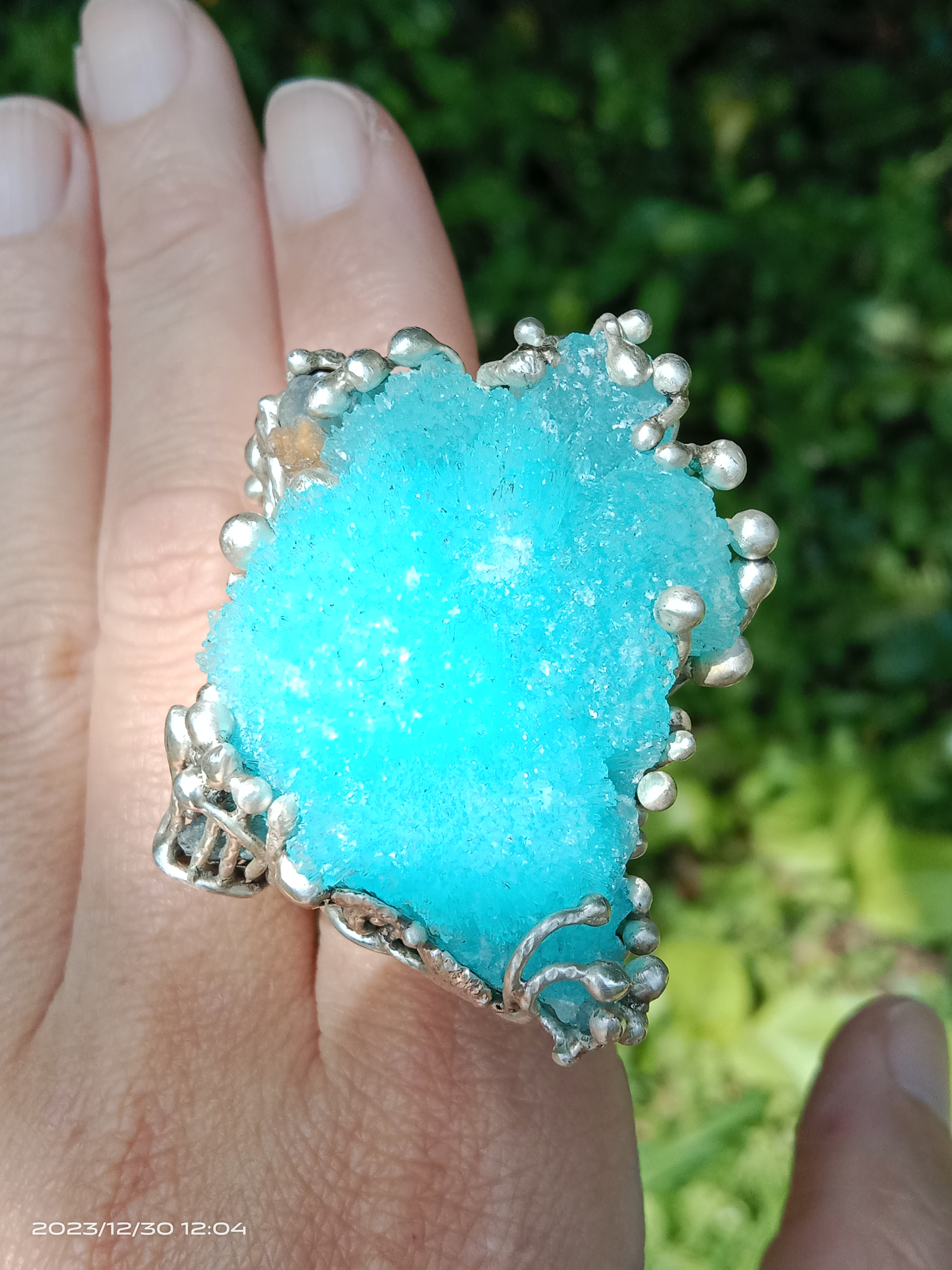 ブルーアラゴナイト原石ハンドメイドシルバーリング ～「空」～ ブルーアラゴナイト シルバーリング