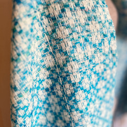 手織り・手紡ぎ糸使用、オーバショット織ストール 6枚目の画像