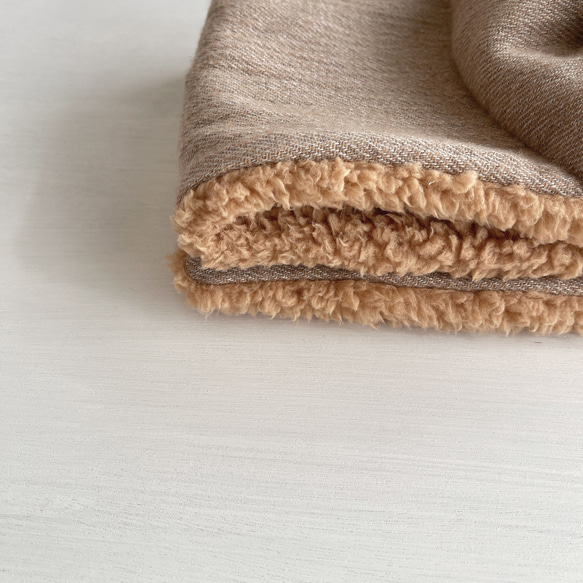 Soft♪ 緞帶圍巾 | 柔軟拉絨羊毛和羊絨（米色）x 毛皮（駝色） 第7張的照片