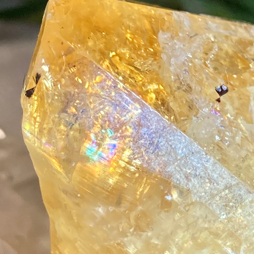 万華鏡【恋愛・ビジネス運】シトリンクォーツ　原石　ラフストーン 恋愛・ビジネス】レインボー シトリンクォーツ 原石 ポイント