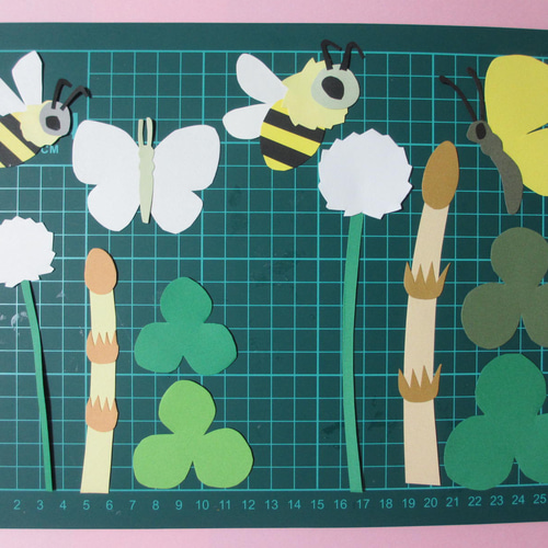 クローバーとつくし（大）【増量を選べる】〈春の壁面〉 画用紙