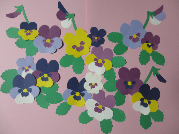 パンジー　10輪　〈春の壁面〉　画用紙　壁面飾り　保育園・幼稚園・学校・図書館その他施設　 1枚目の画像