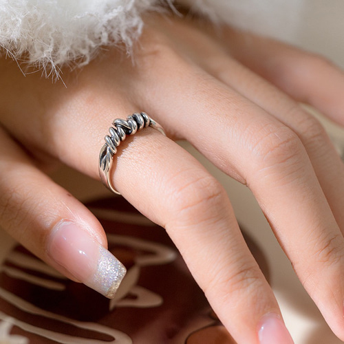 シルバー925 燻し銀 糸巻き リング 指輪 silver925 フリーサイズ 大き  