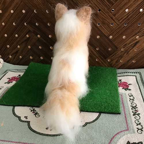 羊毛フェルト犬 チワワ お座り 羊毛フェルト チワワ ハンドメイド 犬 お座りポーズ - メルカリ