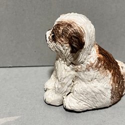 シーズ犬(茶色と白)(小)置物#3(石粉粘土と新聞紙) 9枚目の画像