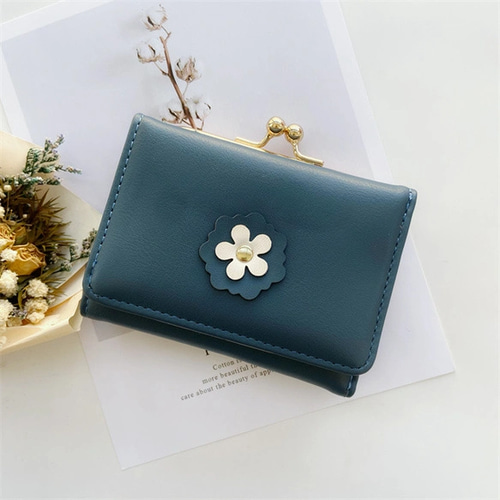 がま口、二つ折り財布、レディース、財布 、小銭入れ、カード入れ、大