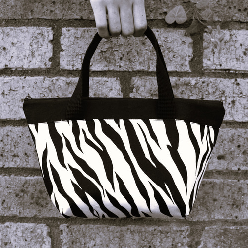 お誕生日present／ハーフリネン保温保冷ランチバッグ アンティーク森の