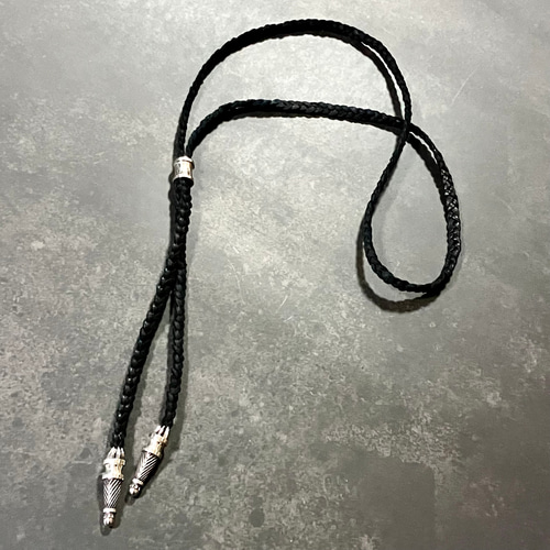 超特価SALE開催！ 編み込み ループタイ（エンドパーツ レザーネックレス 小物