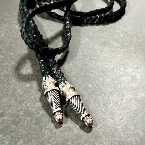 編み込み レザーネックレス ループタイ（エンドパーツ＆ストッパー/シルバー925） leather Necklace 2枚目の画像