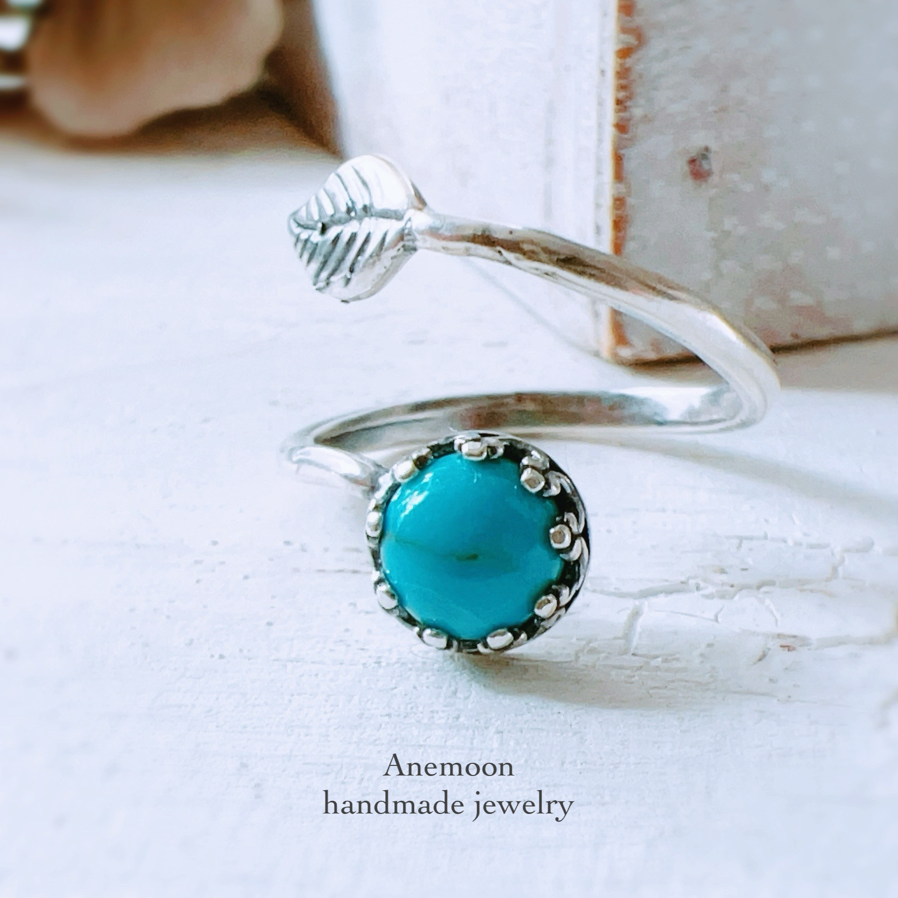 【天然石ターコイズAAAアンティークsilver銀古美ベゼル＆リーフリング】フリーサイズ(約9号〜17号位)