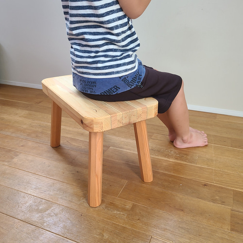 ワケありな逸品】コロンとしたスツール 八角脚 花台 椅子 サイド