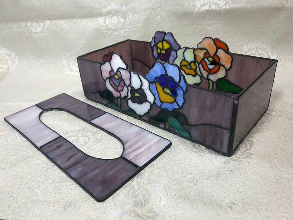 ステンドグラス　ティッシュボックス（Bx-2  薄紫 パンジー柄） 6枚目の画像