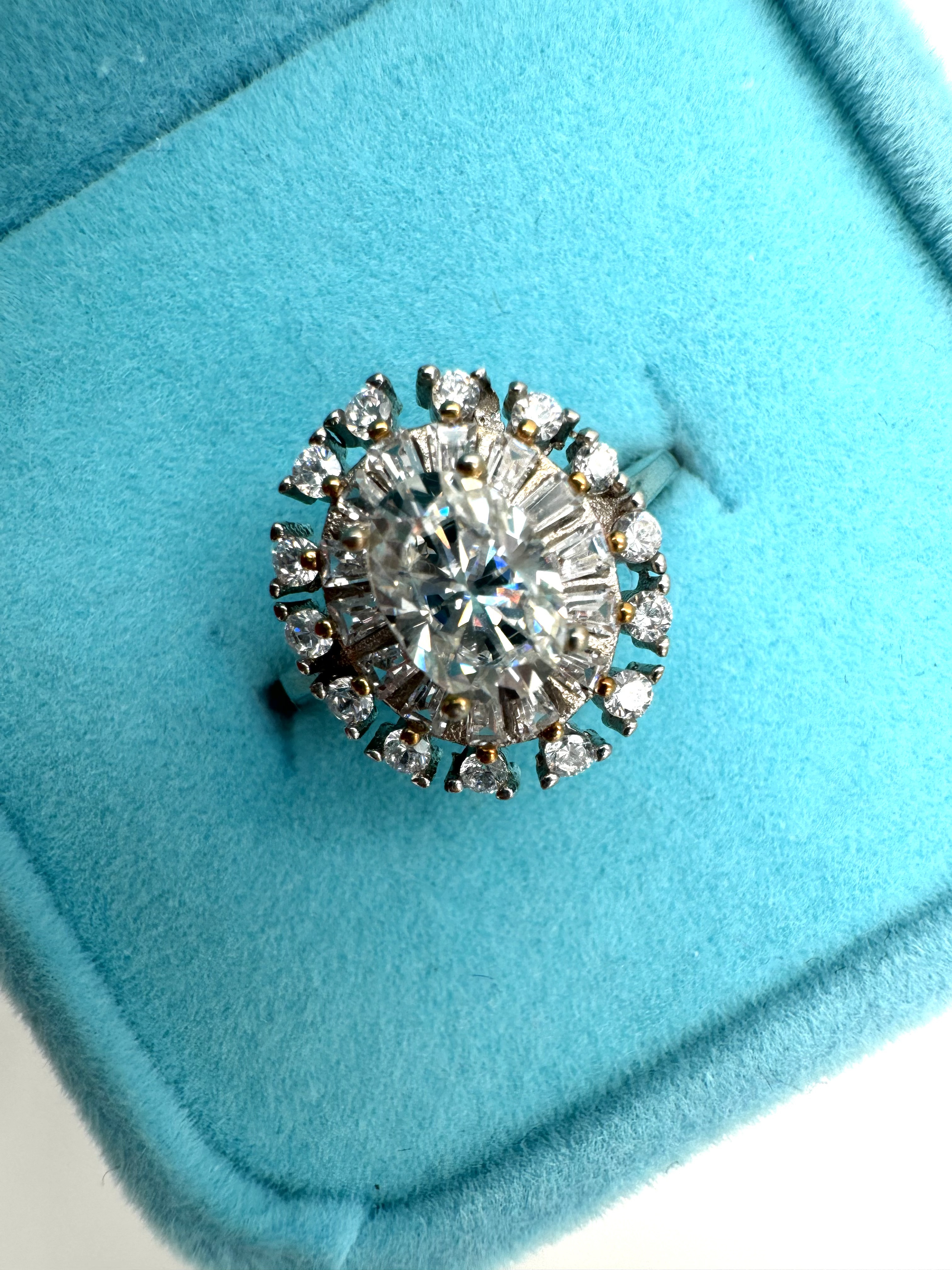 モアサナイトリング　約1カラット　S925＋ロジウムコーティング（プラチナメッキ）