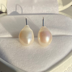 半額✨選べるパール✨縦11mm〜16mm⭐️大きめバロックパール　シンプル✨淡水パールピアス 10枚目の画像
