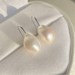 半額✨選べるパール✨縦11mm〜16mm⭐️大きめバロックパール　シンプル✨淡水パールピアス 8枚目の画像