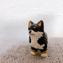 チワワ　ロングコート　ブラックタン　フィギュア　ミニチュア　犬　オブジェ　置物 3枚目の画像