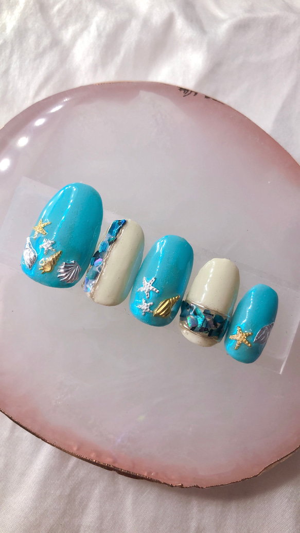 ♡おまかせ夏ネイルフルオーダー♡ No.24 夏の終わり…ブルーシェル ネイルチップ 青 白 ネイル