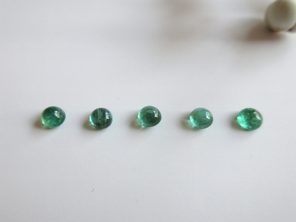 【五月誕生石】5毫米美麗「祖母綠」戒指 第7張的照片