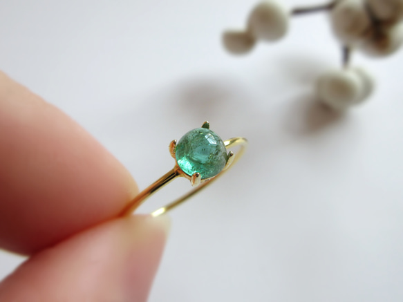 【五月誕生石】5毫米美麗「祖母綠」戒指 第2張的照片