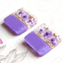樹脂藝術雙色花朵耳環&lt;紫色&gt;（金色） 第5張的照片