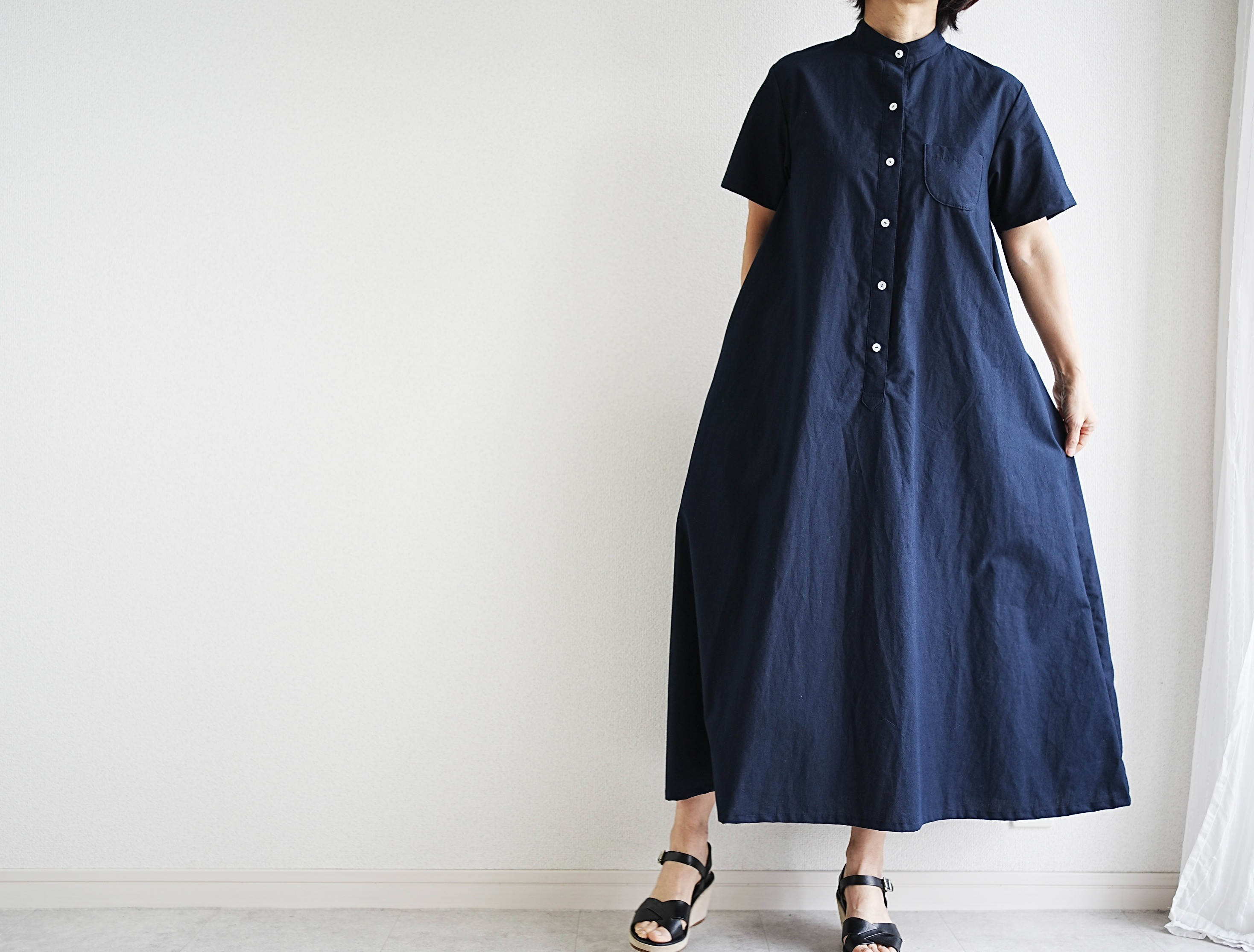キリッと可愛い❤︎スタンドカラーワンピース 半袖 　ネイビー　No.283