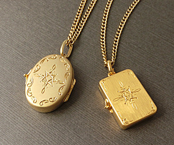 【手彫り】『遺骨入れ＆ロケットペンダント』・銀製/純金仕上【楕円型と角型2点セット】　◎日本製