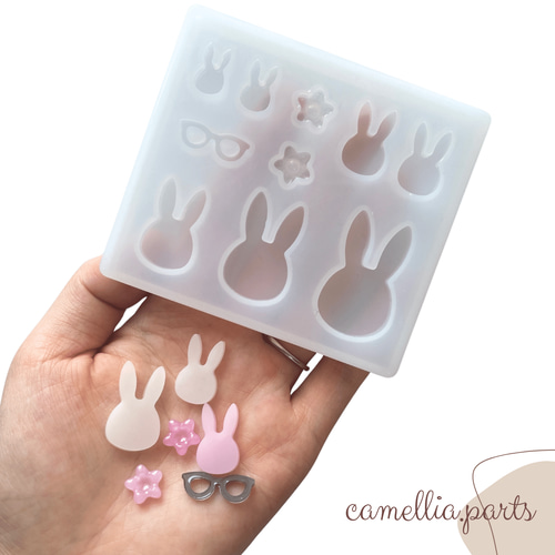 No 846❣️大人可愛いレジンヘアゴム❣️花型うさぎさん❣️♪(๑ᴖ◡