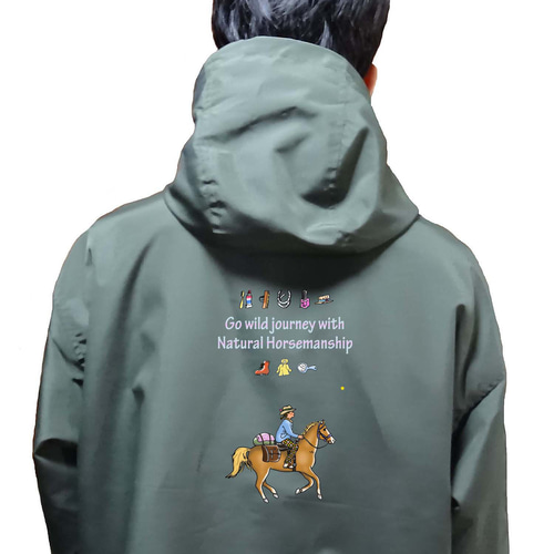 マウンテンパーカー/馬/ジャケット/パーカー/乗馬/競馬/サラブレッド