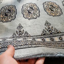 92×60cm トルクメン ボハララグ 手織り絨毯 3枚目の画像