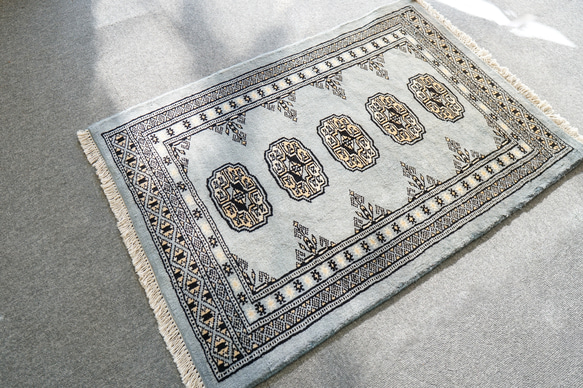 92×60cm トルクメン ボハララグ 手織り絨毯 7枚目の画像