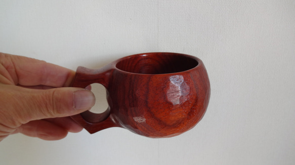 赤レンガ色の一木彫りコーヒーカップ 15枚目の画像