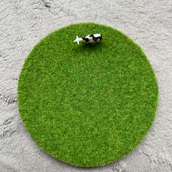 ふさふさ芝生コースター（牛がいます） 3枚目の画像